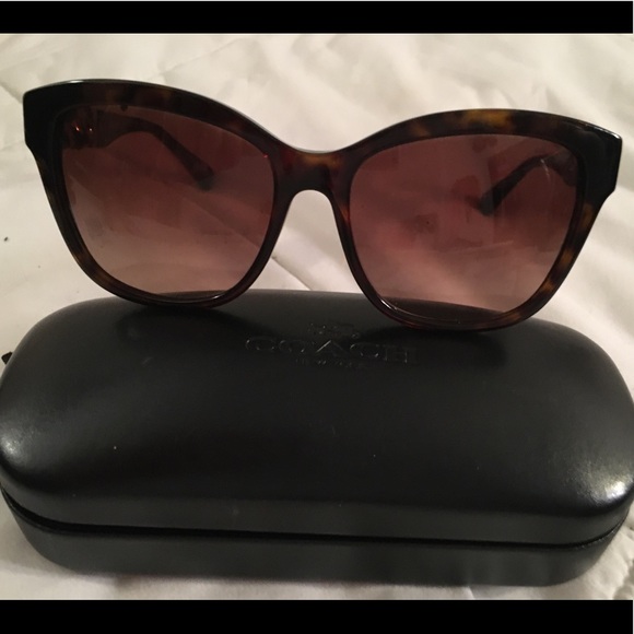 Coach Designer Sunglasses - Picture 3 of 4